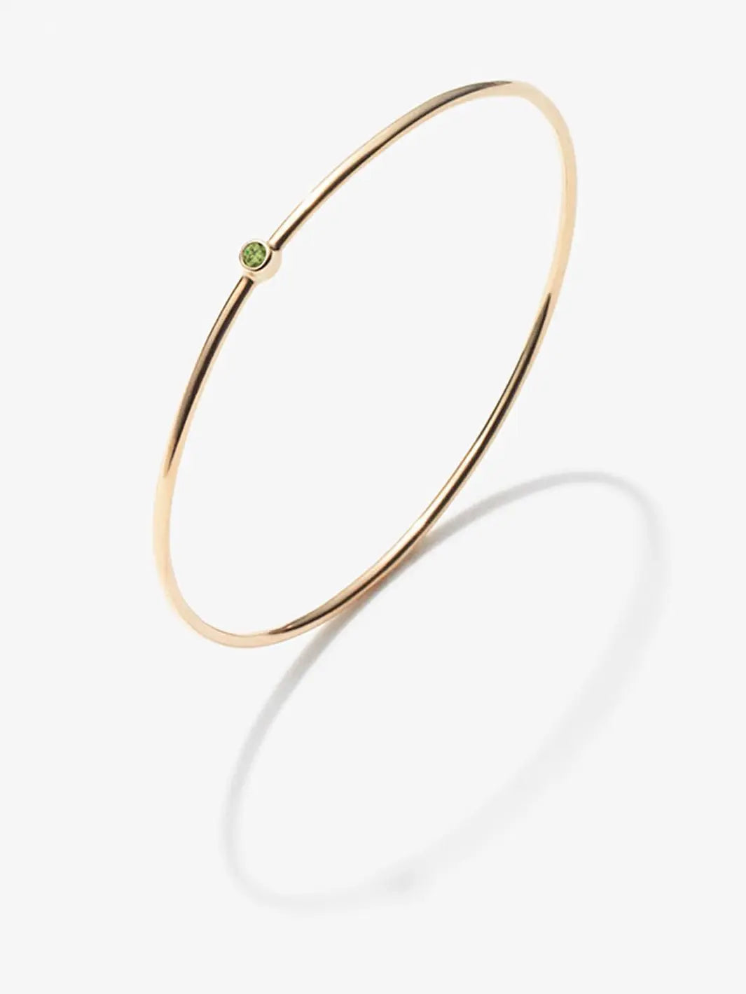 August Birthstone Peridot Bangle in 18k Gold versefinejewellery.com